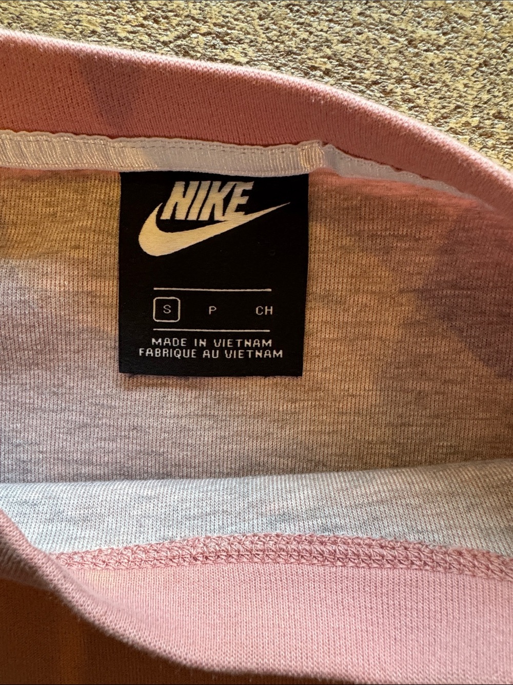 Nike Women's Dusty Rose Crewneck Sweatshirt with White Accents size S - Picture 2 of 8